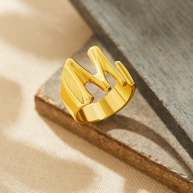 

Letter M Ring, Gold