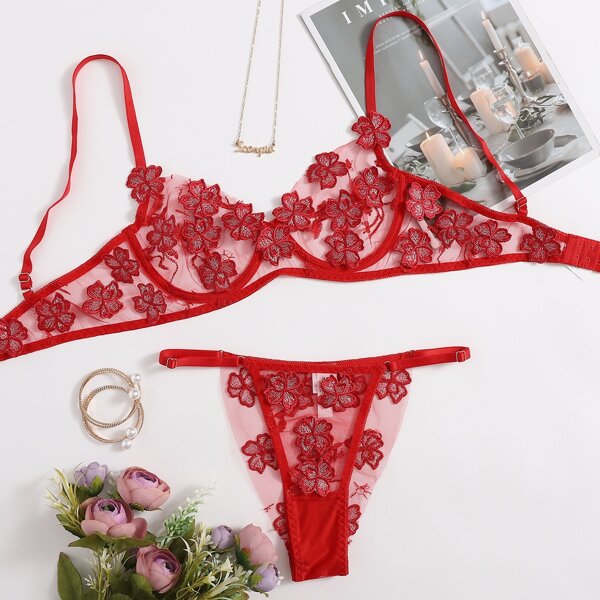 

Embroidery Appliques Mesh Underwire Lingerie Set, Red