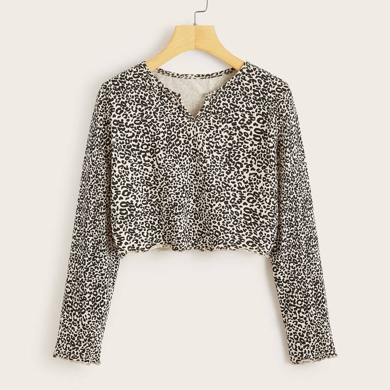 

Notched Neck Leopard Tee, Multicolor