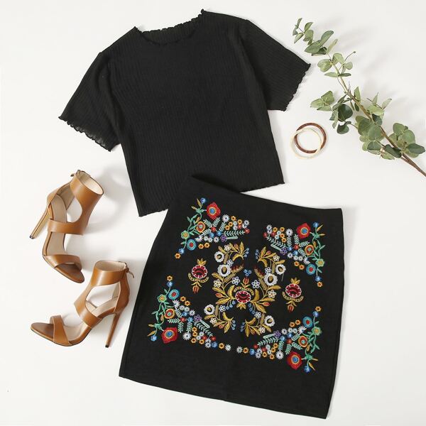 

Plus Lettuce Trim Rib-knit Top & Embroidery Skirt Set, Black