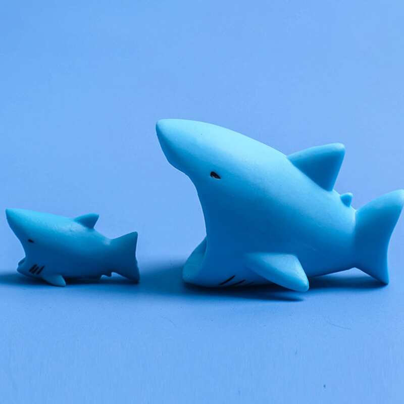 

2pcs Cartoon Shark Data Cable Protector, Blue