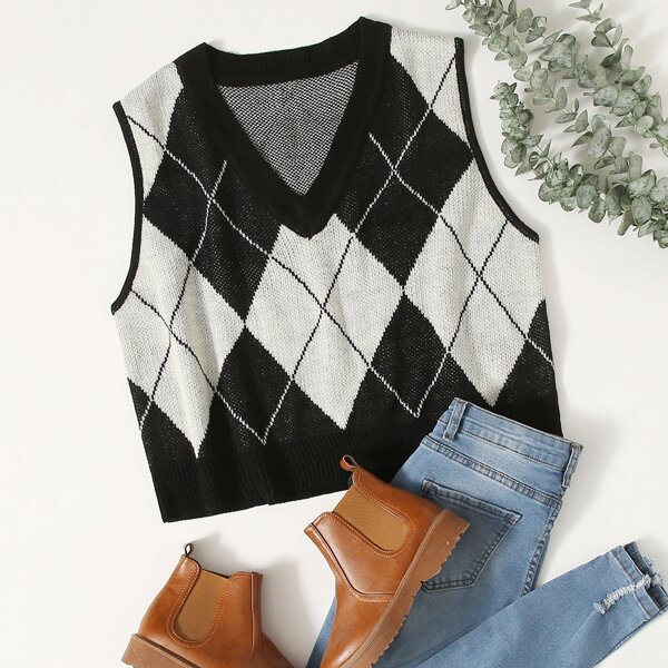 

Plus Argyle Sweater Vest, Multicolor
