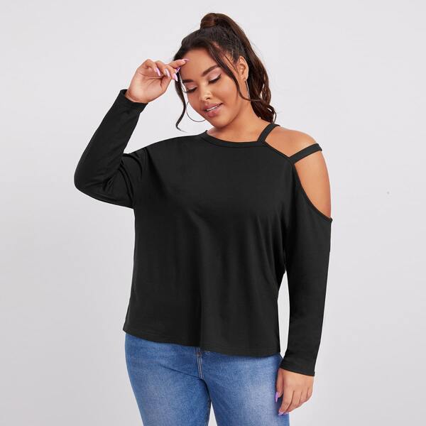 

Plus Cutout Shoulder Solid Top, Black