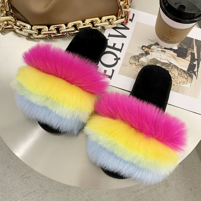 

Colorblock Striped Fluffy Slippers, Multicolor