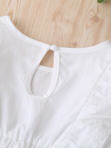 Vestido ajustado fruncido con bordado con ojal - Blanco - Ver 7