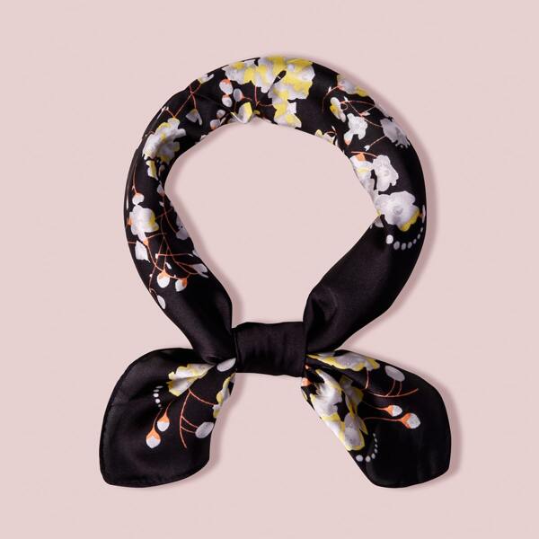 

Flower Pattern Bandana, Multicolor