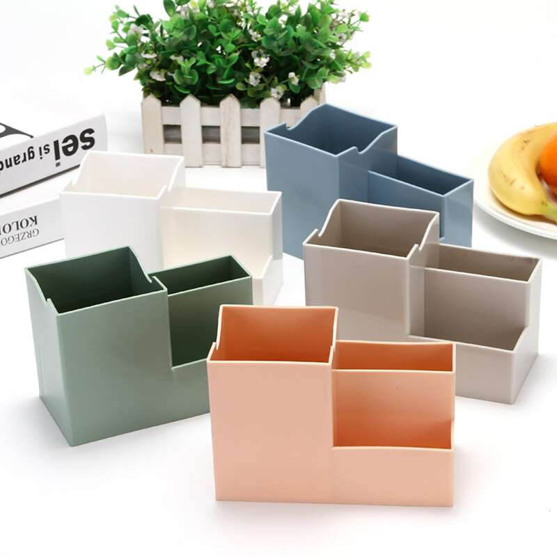 

1pc Random Color 3 Grid Pen Holder, Multicolor