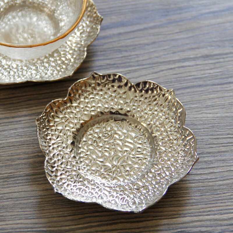 

1pc Flower Shaped Coaster, Silver
