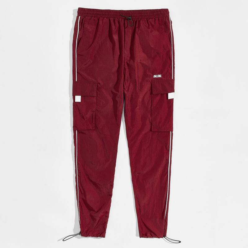 

Men Letter Embroidery Contrast Binding Flap Pocket Pants, Burgundy