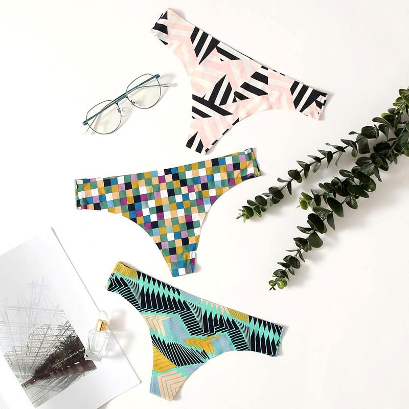 

3pack Random Geo Print Thong Set, Multicolor