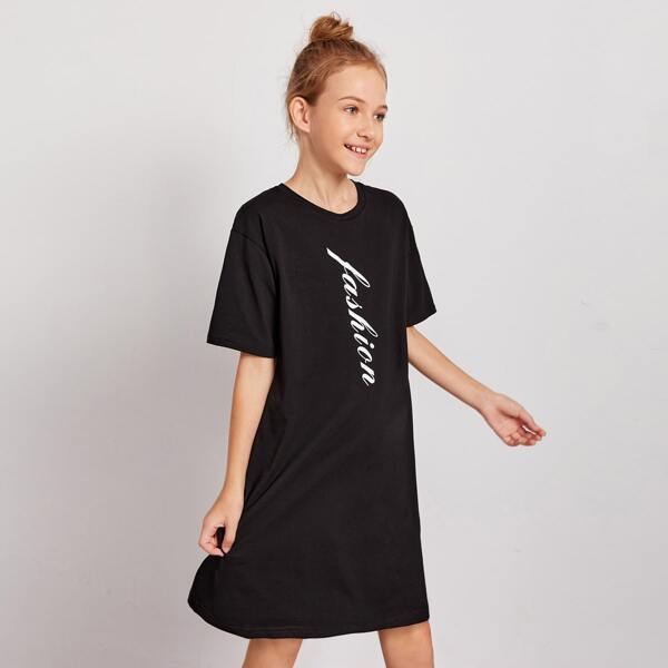 

Girls Letter Graphic Nightdress, Black