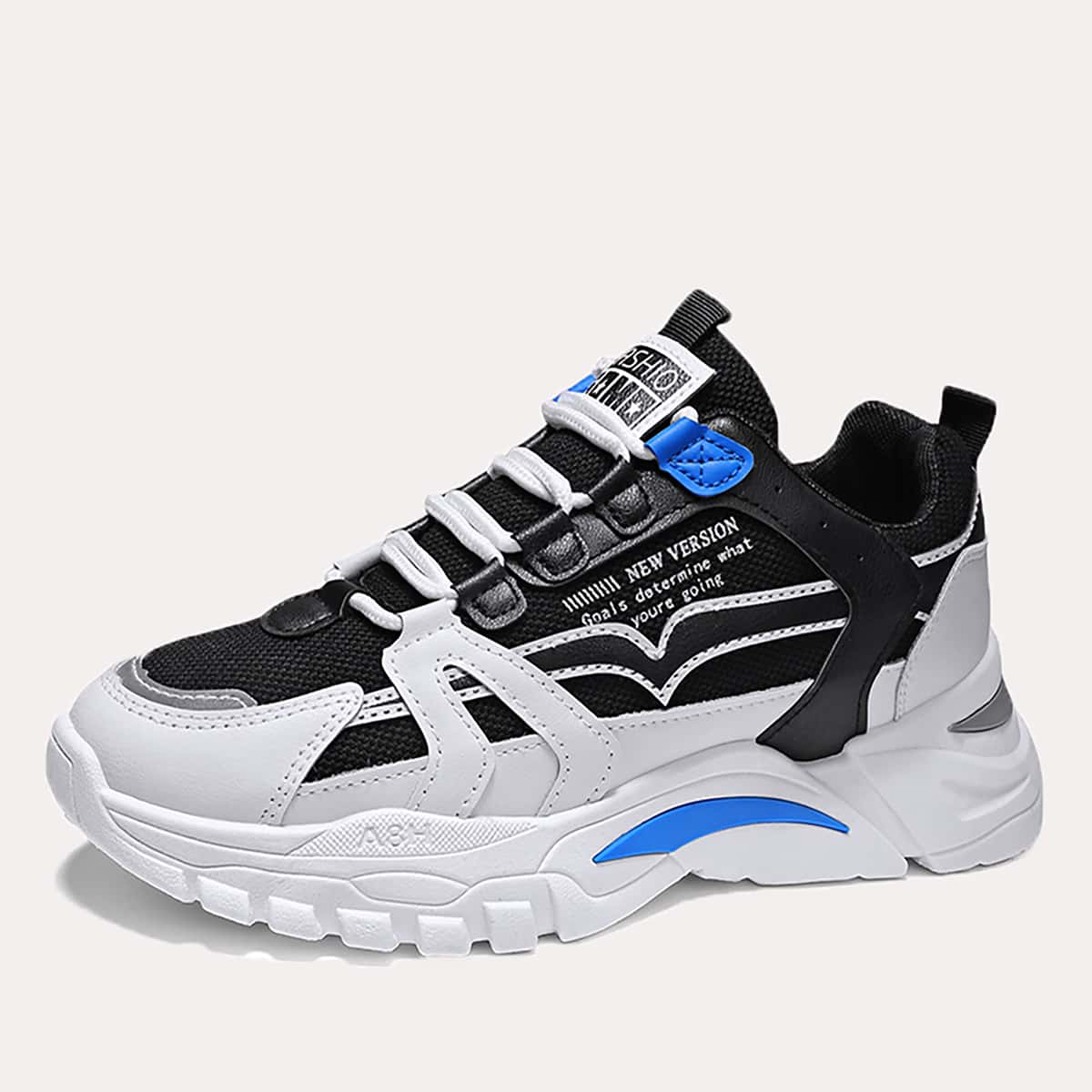

Guys Lace-up Front Wide Fit Sneakers, Black and white