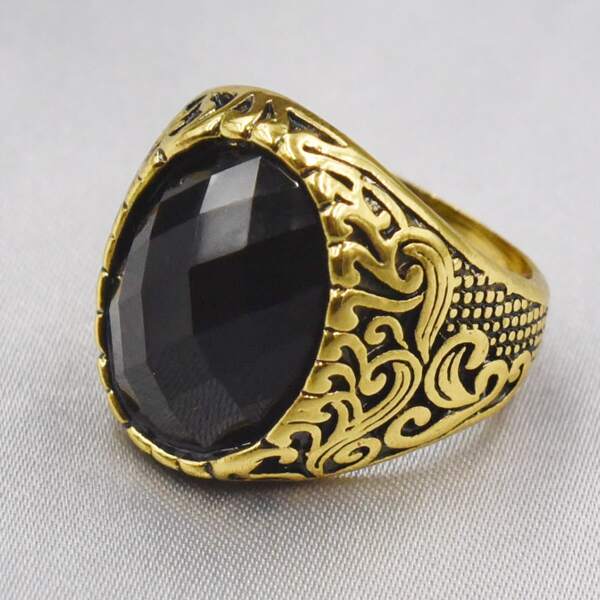 

Men Gemstone Decor Ring, Gold