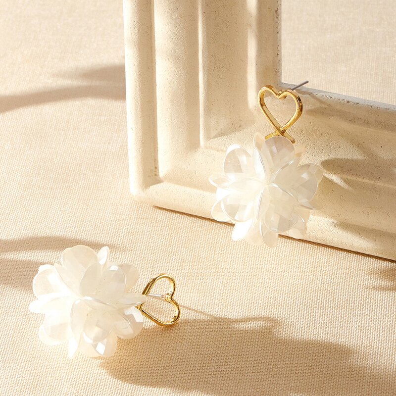 

Floral Drop Earring, White