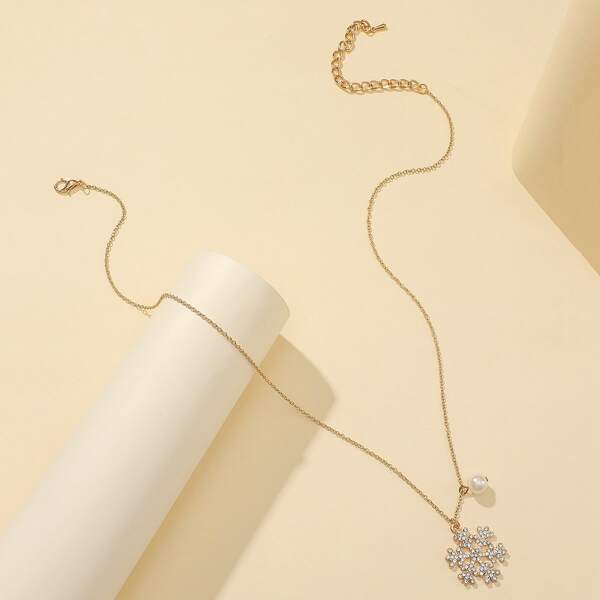 

Rhinestone Snowflake Charm Necklace, Gold