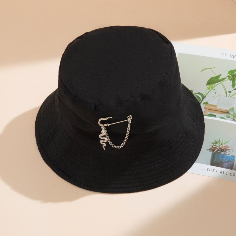 

Serpentine Decor Bucket Hat, Black