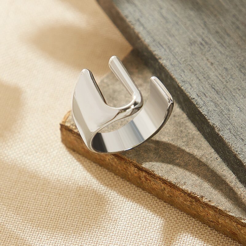 

Letter U Ring, Silver
