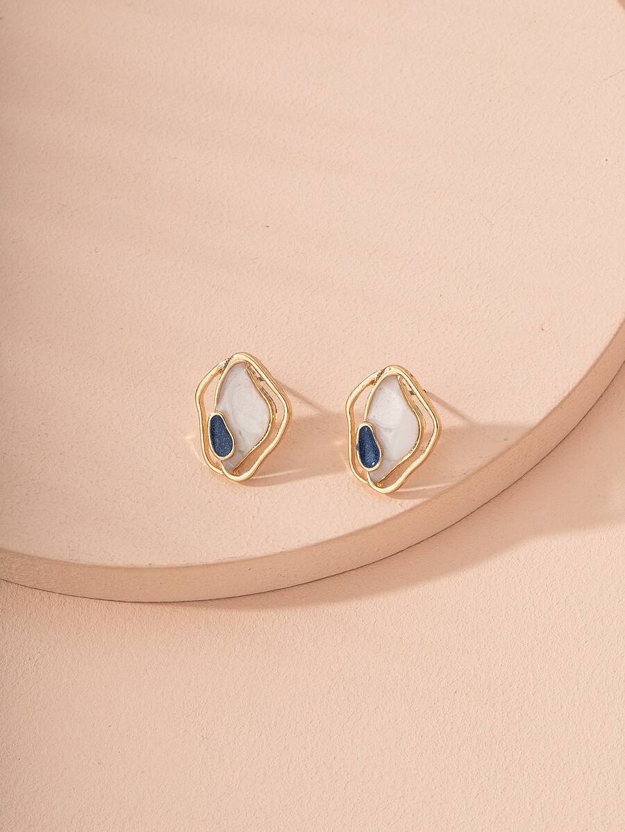 Hollow Out Colorful Stud Earrings - Multicolor - View 1