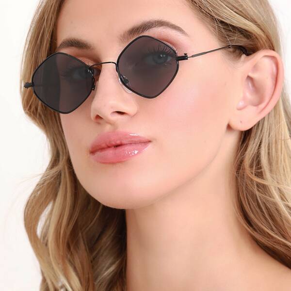 

Four Sided Thin Metal Frame Sunglasses, Black