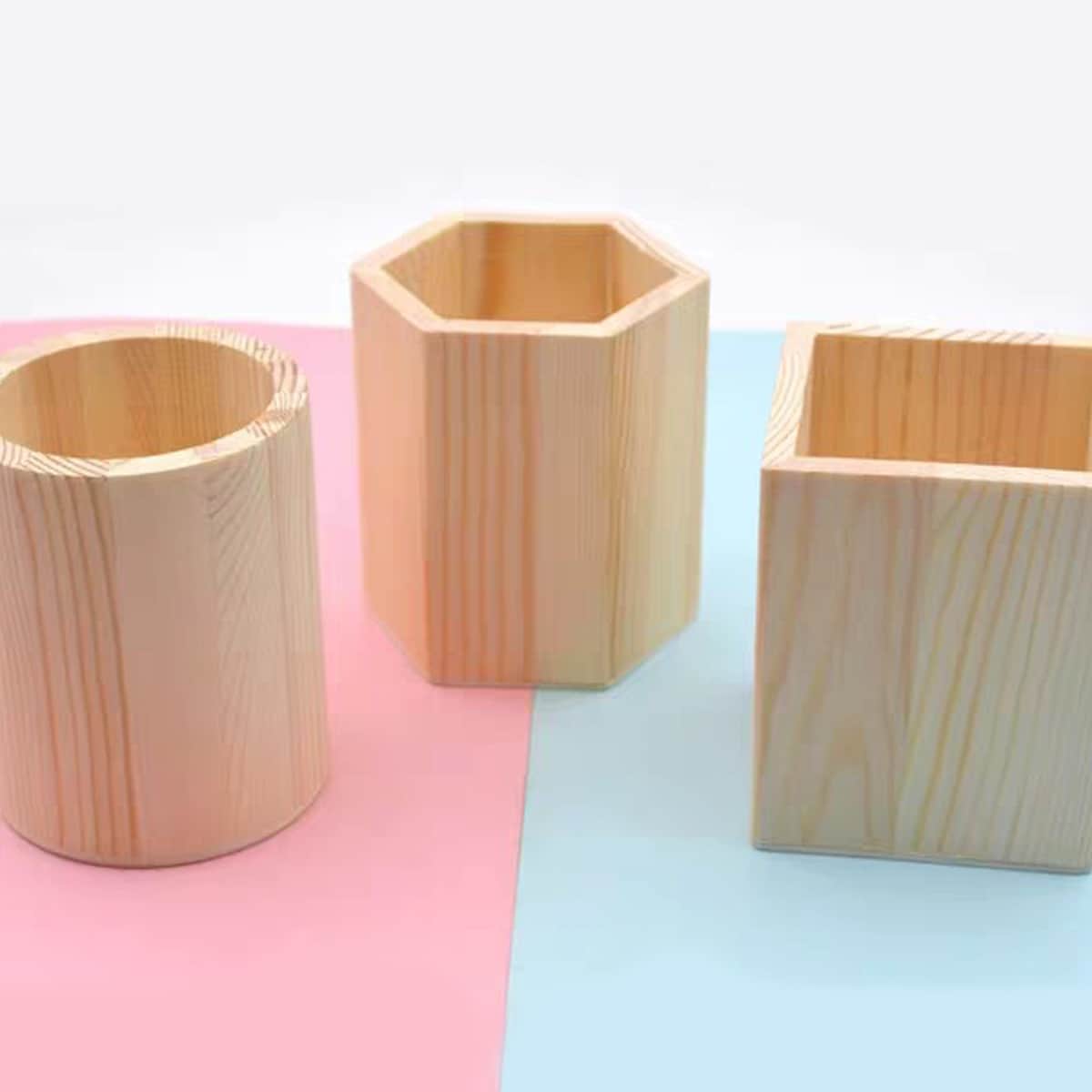 

1pc Wooden Random Pen Holder, Apricot