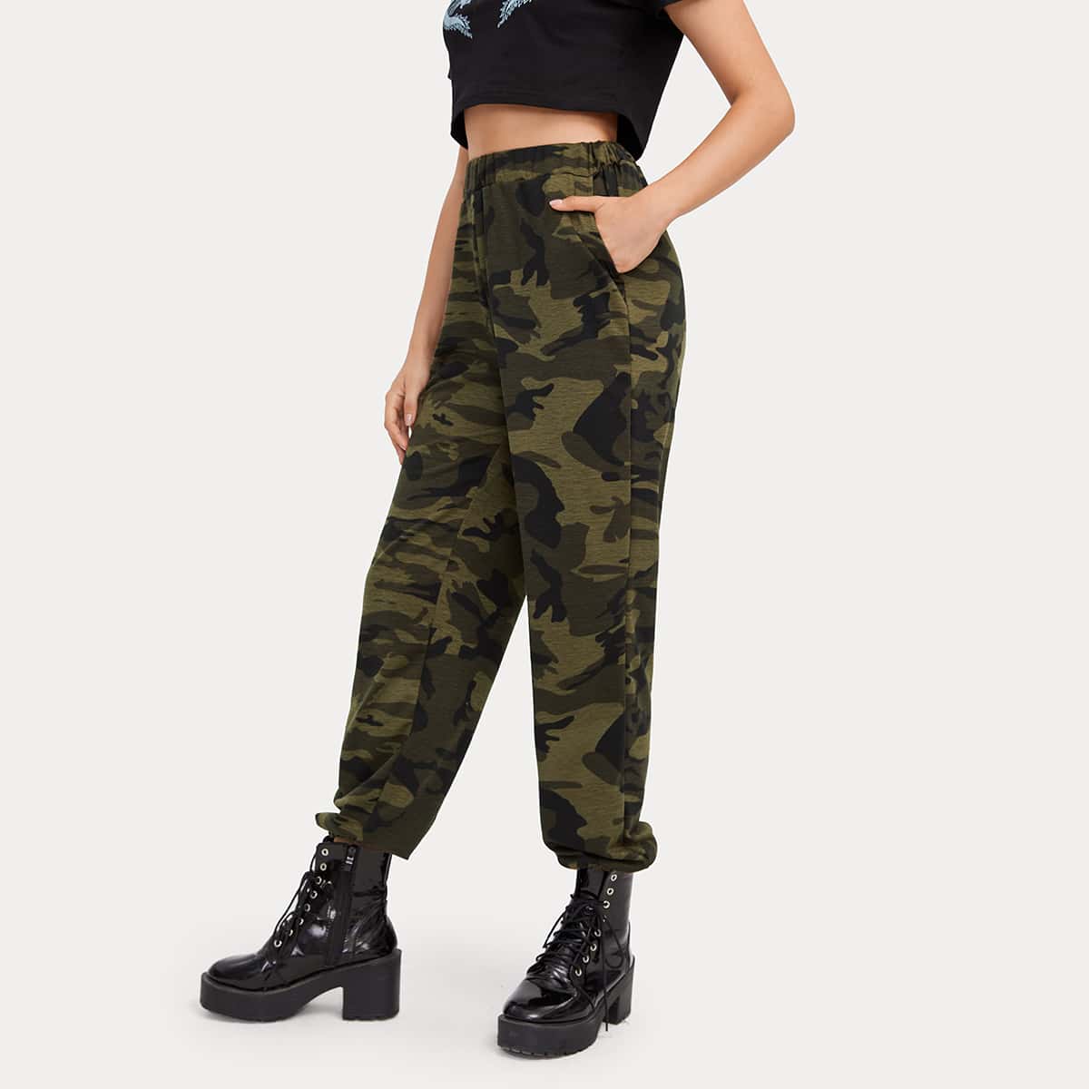 

Camo Print Joggers, Multicolor