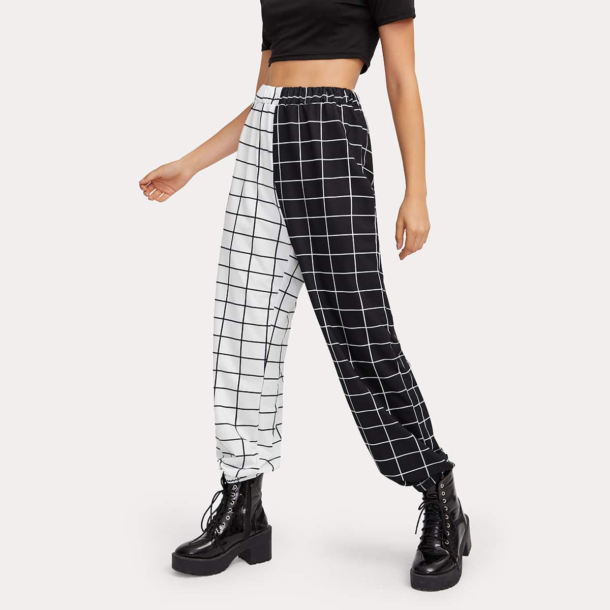 

Colorblock Grid Sweatpants, Black and white