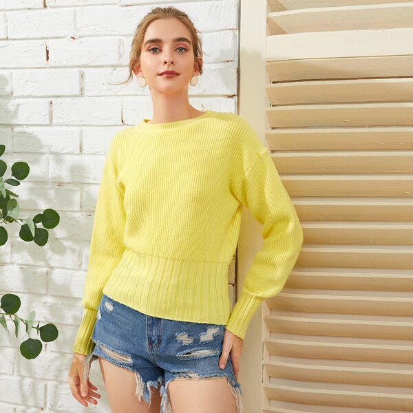 

Solid Round Neck Blouson Sweater, Yellow