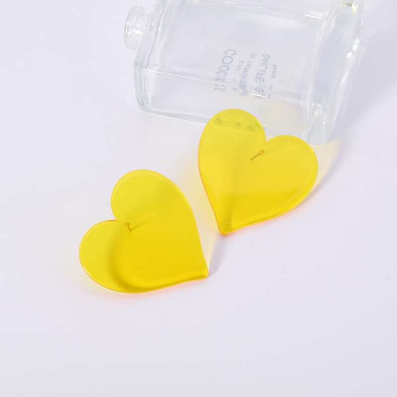 

Heart Shaped Stud Earrings, Yellow