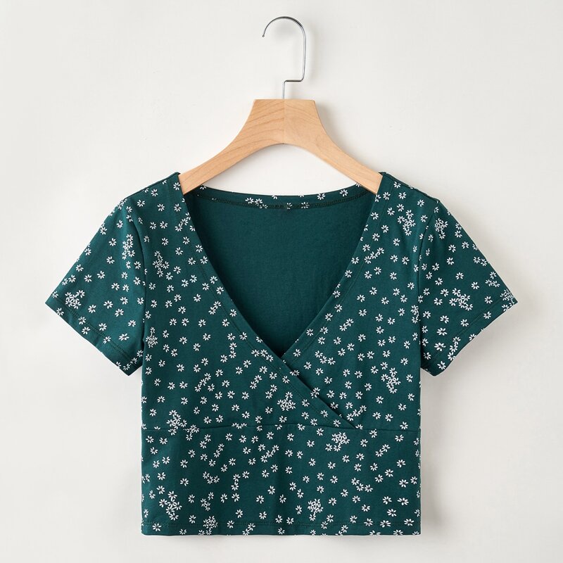 

Ditsy Floral Wrap Crop Tee, Dark green