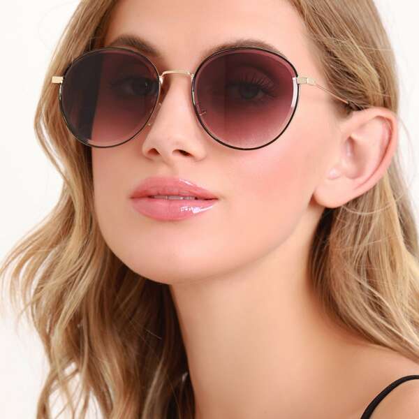 

Ombre Tinted Round Sunglasses, Maroon