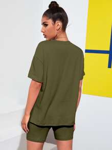 SHEIN EZwear 落肩素色上衣和機車短褲套裝 - 軍綠色 - 查看 2