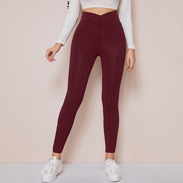 

Chevron Waistband Ankle-Cut Leggings, Maroon