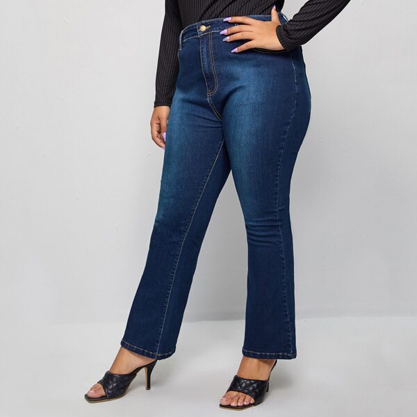 

Plus Dark Wash Flare Leg Jeans Without Belt