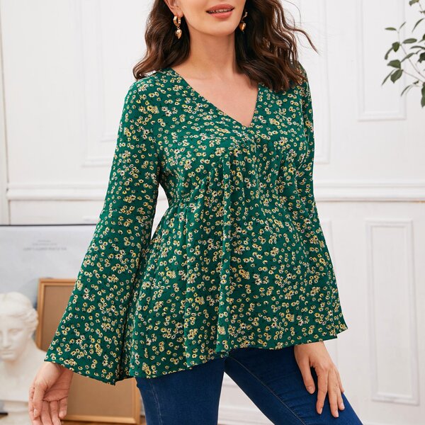 

Maternity Ditsy Floral Flounce Sleeve Top, Dark green