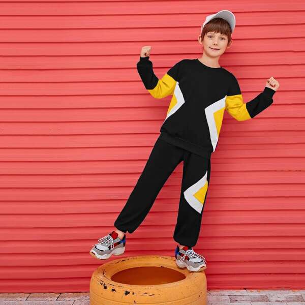 

Boys Cut-and-sew Pullover & Joggers Set, Black