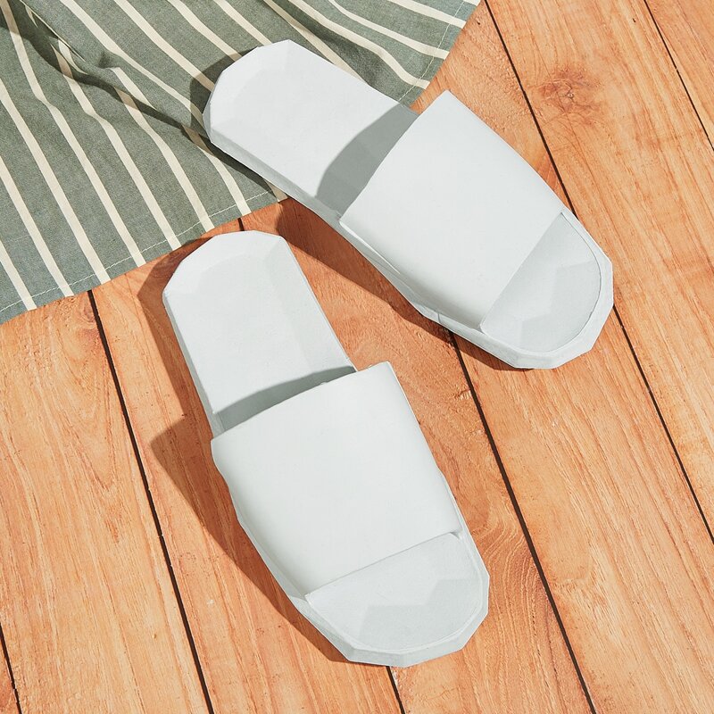 

Geometric Shaped Slides, White