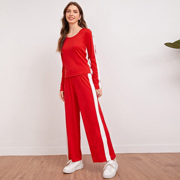 

Contrast Side Panel Tee & Sweatpants, Red