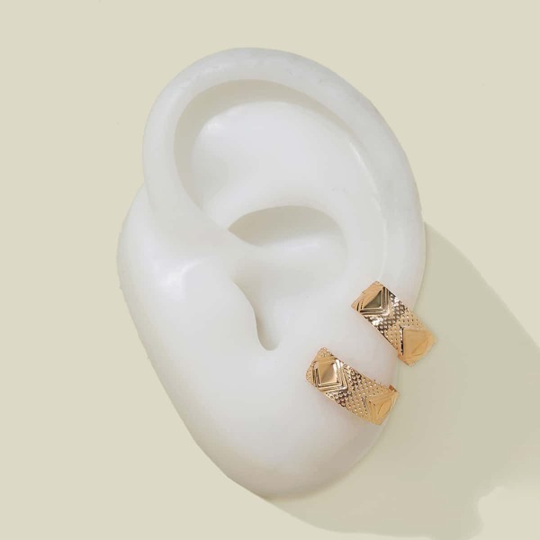 

2pcs Textured Metal Ear Cuff, Gold