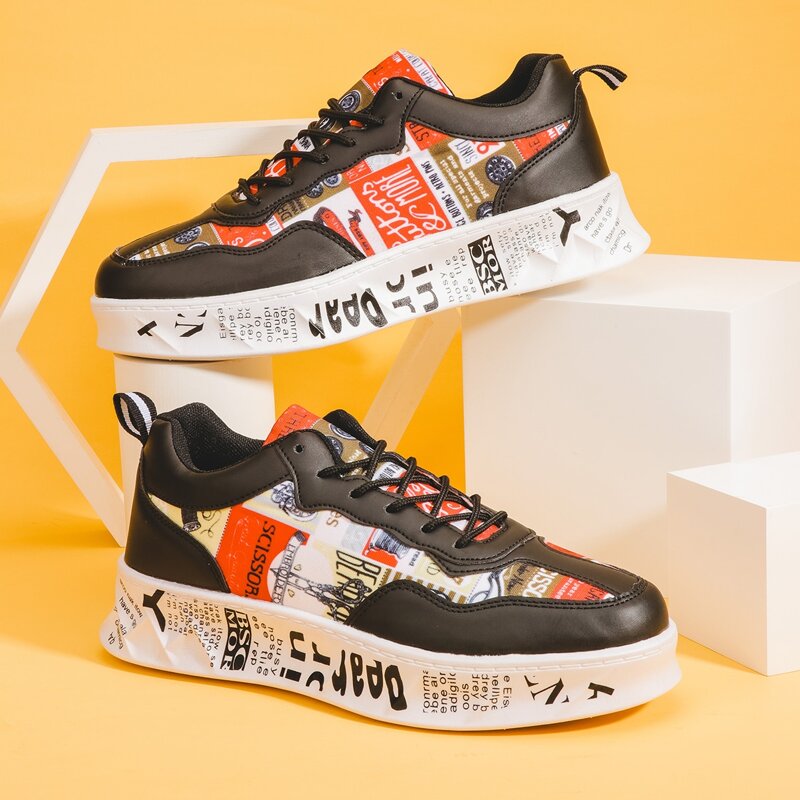 

Guys Letter Graphic Chunky Skate Shoes, Black