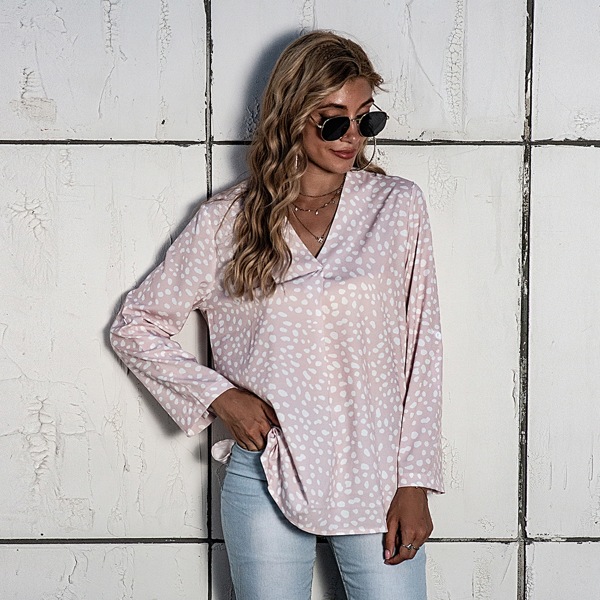 

V-Neck Split Side Dalmatian Top, Dusty purple
