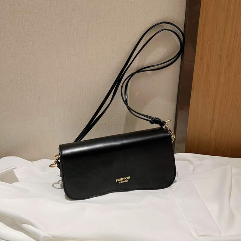 

Solid Flap Saddle Bag, Black