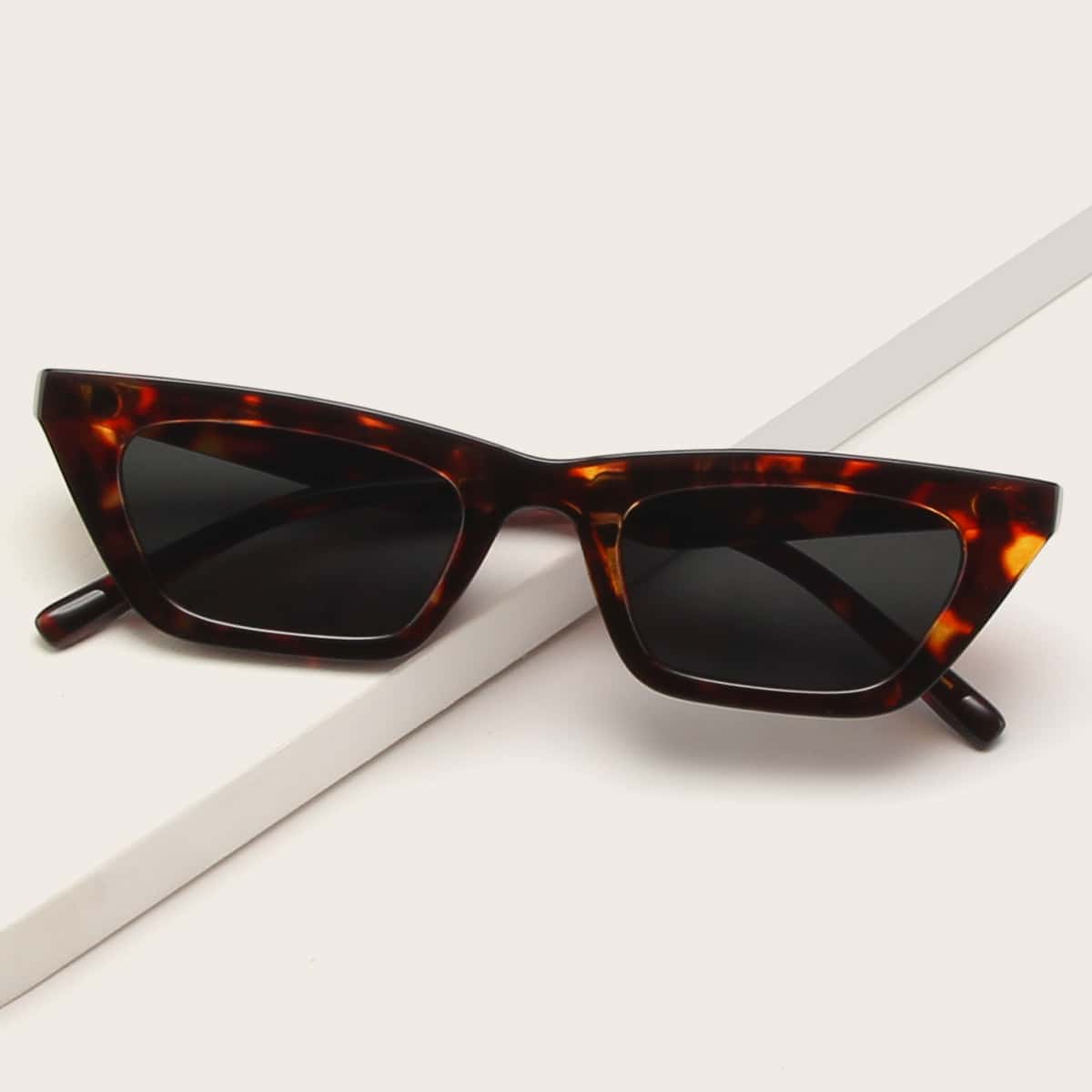 

Tortoiseshell Cat Eye Sunglasses, Multicolor