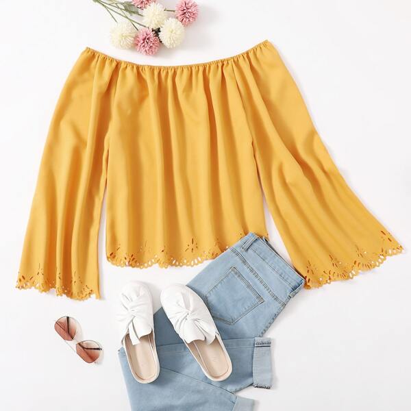 

Plus Off Shoulder Laser Cut Scallop Hem Blouse, Mustard yellow