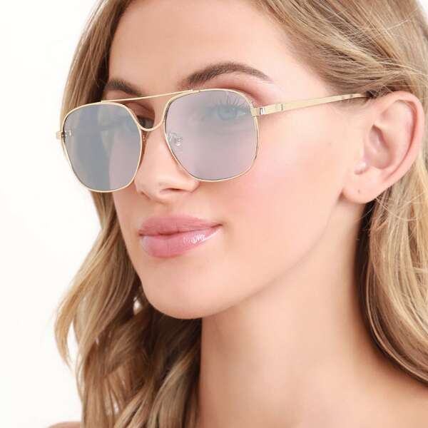 

Reflective Lens Aviator Style Sunglasses, Clear
