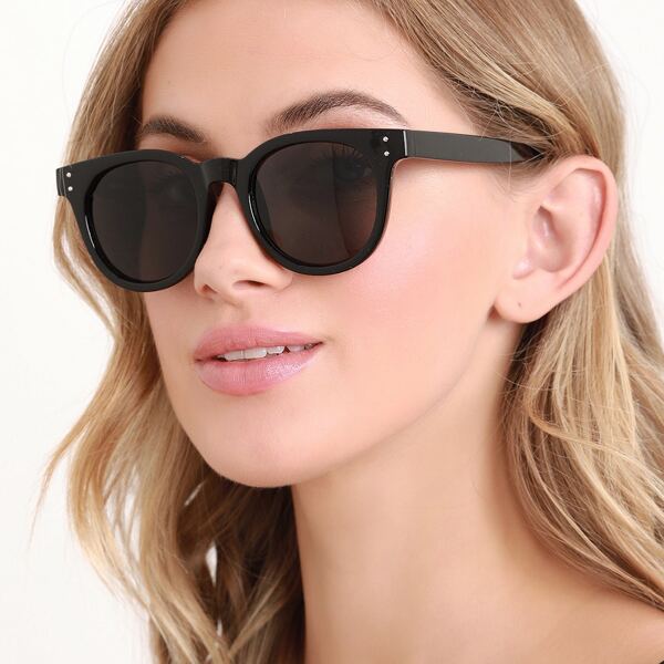 

Round Acrylic Wayfarer Style Sunglasses, Black