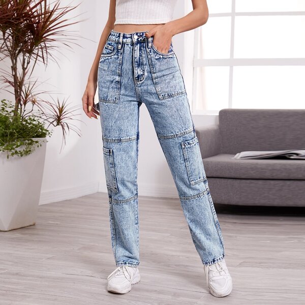 

Pocket Patched Straight Leg Jeans, Light wash