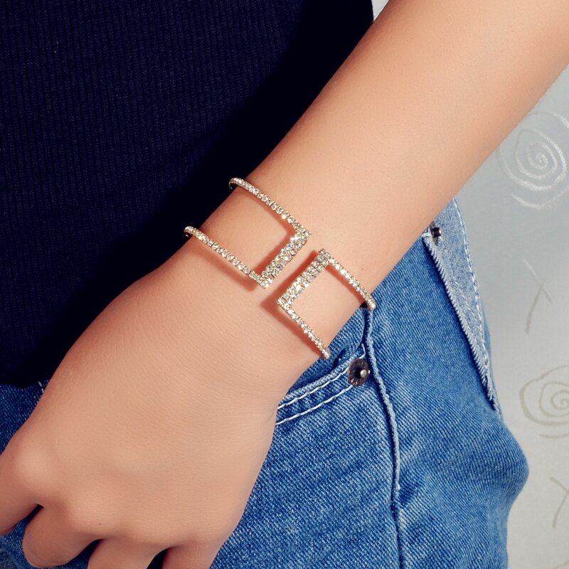 

Rhinestone Hollow Out Cuff Bracelet, Gold