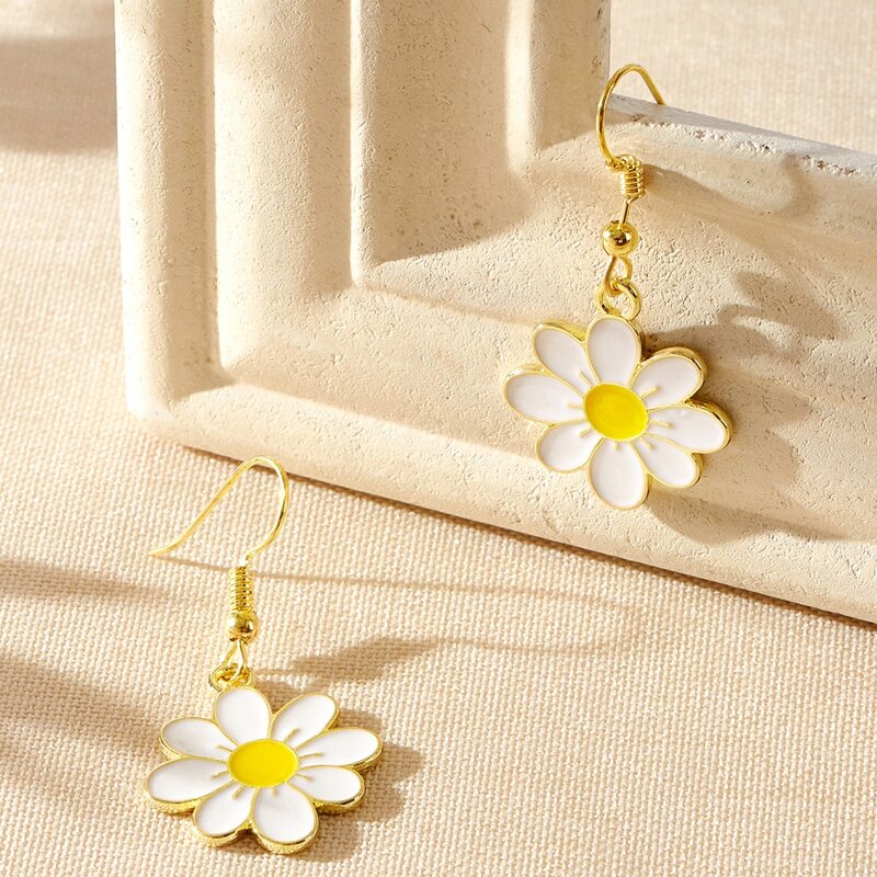 

Flower Shaped Drop Earrings, Multicolor