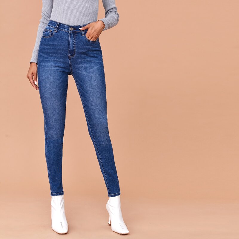 

Zipper Fly Medium Wash Jeans