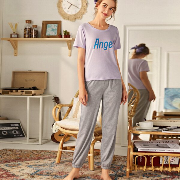 

Letter Graphic Tee With Pants Lounge Set, Multicolor
